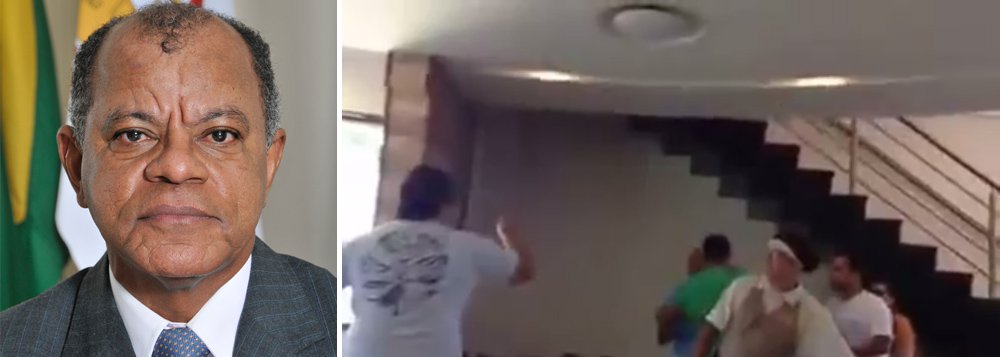 Dilermando Motta, do Tribunal de Justiça do Rio Grande do Norte, se envolveu em confusão numa padaria de Natal; ele é acusado de humilhar e ameaçar uma garçom do local; revoltado com o ato de Dilermano, outro cliente o repreendeu e os dois começaram uma discussão que quase terminou em briga; vídeo na internet mostra discussão e desembargador virou algo de críticas nas redes sociais (Foto: José Barbacena) Dilermando Motta, do Tribunal de Justiça do Rio Grande do Norte, se envolveu em confusão numa padaria de Natal; ele é acusado de humilhar e ameaçar uma garçom do local; revoltado com o ato de Dilermano, outro cliente o repreendeu e os dois começaram uma discussão que quase terminou em briga; vídeo na internet mostra discussão e desembargador virou algo de críticas nas redes sociais