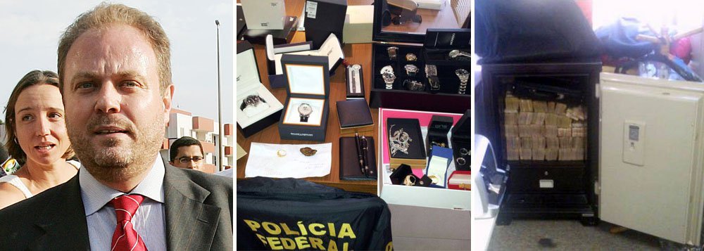 Entre os presos na Operação Lava Jato, deflagrada pela Polícia Federal nesta segunda-feira, está Enivaldo Quadrado, condenado na Ação Penal 470, o 'mensalão', a cumprir penas alternativas; a PF cumpre 130 mandados e desarticula quadrilhas que agiam em seis estados e no Distrito Federal; foram apreendidos carros de luxo (entre eles um Camaro amarelo) e grande quantidade de moeda nacional e estrangeira; cálculo é de que lavagem de dinheiro tenha passado dos R$ 10 bilhões (Foto: Gisele Federicce) Entre os presos na Operação Lava Jato, deflagrada pela Polícia Federal nesta segunda-feira, está Enivaldo Quadrado, condenado na Ação Penal 470, o 'mensalão', a cumprir penas alternativas; a PF cumpre 130 mandados e desarticula quadrilhas que agiam em seis estados e no Distrito Federal; foram apreendidos carros de luxo (entre eles um Camaro amarelo) e grande quantidade de moeda nacional e estrangeira; cálculo é de que lavagem de dinheiro tenha passado dos R$ 10 bilhões