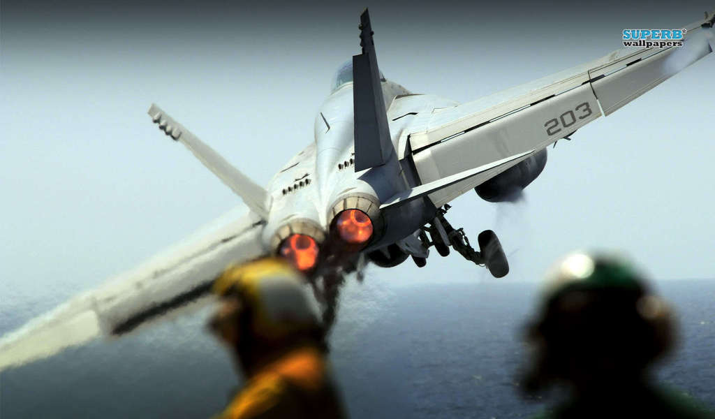 A vitória do Gripen, frente ao Super Hornet, na licitação da FAB e a perda de um grande contrato de F-15s com a Coreia do Sul no mês passado ameaçam as linhas de produção na área de St. Louis; o jato, cujo maior cliente é a Marinha dos EUA, sustenta cerca de um terço dos 15 mil empregados da Boieng no Missouri (Foto: Roberta Namour) A vitória do Gripen, frente ao Super Hornet, na licitação da FAB e a perda de um grande contrato de F-15s com a Coreia do Sul no mês passado ameaçam as linhas de produção na área de St. Louis; o jato, cujo maior cliente é a Marinha dos EUA, sustenta cerca de um terço dos 15 mil empregados da Boieng no Missouri