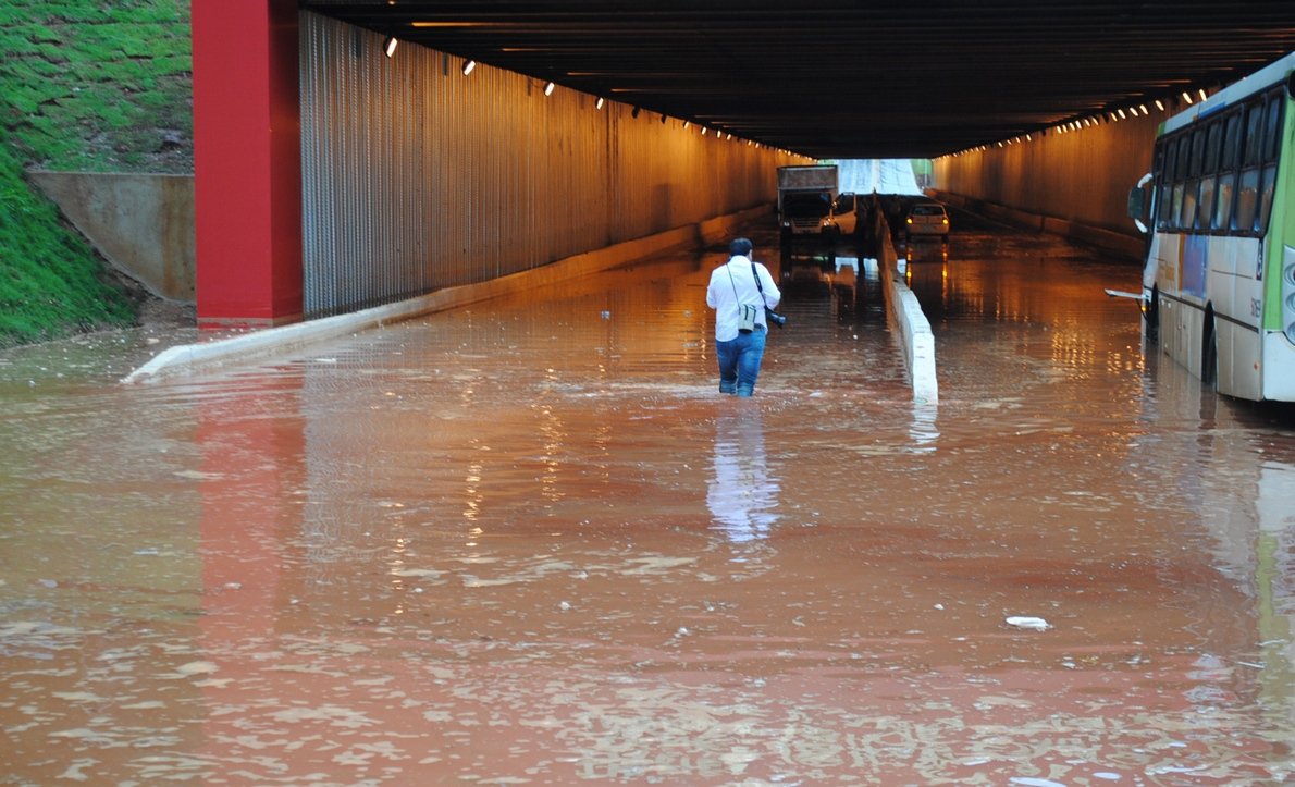 tunel araguaia (Foto: José Barbacena) tunel araguaia