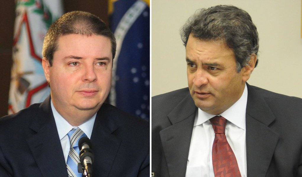 Jornalista Leandro Mazzini, do blog Coluna Esplanada, do portal UOL, afirma que enquanto o governador Antônio Anastasia (PSDB) tem rodado o país para palestrar sobre eficiência administrativa, o Estado que ele administra, Minas Gerais, acumula atualmente R$ 19 bilhões em empréstimos com bancos de fomento nacionais e internacionais e R$ 67,4 bilhões na dívida com a União, sendo o segundo Estado mais endividado do país; para o colunista, situação financeira complexa pode ser problema para o Estado que é a principal vitrine do presidenciável Aécio Neves (Foto: Valter Lima) Jornalista Leandro Mazzini, do blog Coluna Esplanada, do portal UOL, afirma que enquanto o governador Antônio Anastasia (PSDB) tem rodado o país para palestrar sobre eficiência administrativa, o Estado que ele administra, Minas Gerais, acumula atualmente R$ 19 bilhões em empréstimos com bancos de fomento nacionais e internacionais e R$ 67,4 bilhões na dívida com a União, sendo o segundo Estado mais endividado do país; para o colunista, situação financeira complexa pode ser problema para o Estado que é a principal vitrine do presidenciável Aécio Neves