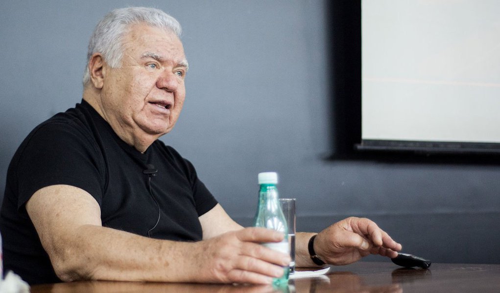 Ex-governador também perdeu os direitos políticos; ele foi condenado em ação civil pública por ato de improbidade administrativa, por ter deferido o pagamento indevido de uma indenização no valor de R$ 40 milhões (Foto: Leonardo Attuch) Ex-governador também perdeu os direitos políticos; ele foi condenado em ação civil pública por ato de improbidade administrativa, por ter deferido o pagamento indevido de uma indenização no valor de R$ 40 milhões