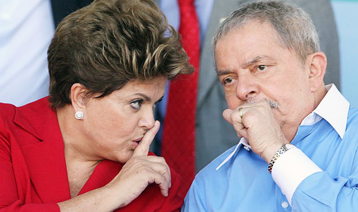 Nenhum dos dois tentava comprar telefone, o que justificaria eventual consulta ao cadastro nos arquivos da Serasa. Empresa alega que acesso foi feito em uma loja franqueada por dois funcionários e não estava relacionado a atividade comercial. Eles foram demitidos (Foto: Roberta Namour) Nenhum dos dois tentava comprar telefone, o que justificaria eventual consulta ao cadastro nos arquivos da Serasa. Empresa alega que acesso foi feito em uma loja franqueada por dois funcionários e não estava relacionado a atividade comercial. Eles foram demitidos