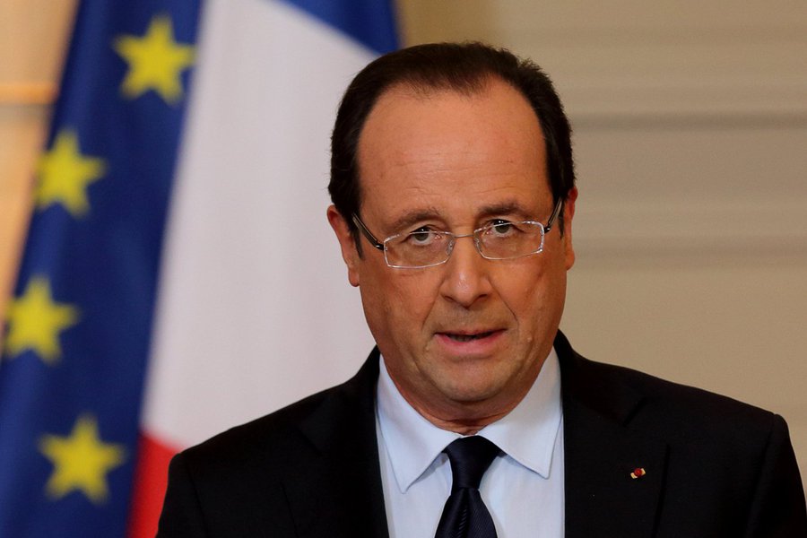 ONU pede cautela. Não há até o momento nenhuma confirmação oficial de ataque com gás sarin na periferia de Damasco, mas país de François Hollande já estuda envio de tropas. No início do ano, ele iniciou uma intervenção no Mali, inicialmente sem o apoio da comunidade europeia (Foto: Roberta Namour) ONU pede cautela. Não há até o momento nenhuma confirmação oficial de ataque com gás sarin na periferia de Damasco, mas país de François Hollande já estuda envio de tropas. No início do ano, ele iniciou uma intervenção no Mali, inicialmente sem o apoio da comunidade europeia