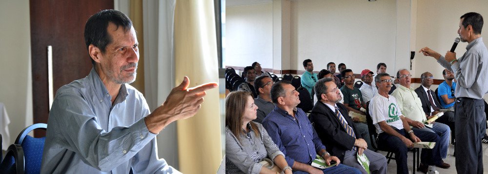 Pré-candidato a presidente pelo PV, Eduardo Jorge, esteve em Aracaju nesta sexta (6) para a realização de uma palestra intitulada "Viver Bem. Viver Verde"; durante o encontro, Eduardo apresentou documento com as suas principais propostas de governo; "Esse tem sido um momento de reforço da ideologia do PV. Nossa pregação é para mostrar que o Partido Verde é ideológico e, principalmente, democrático. Por isso, também lutamos pelo voto facultativo, para que o cidadão realmente conheça o candidato e saiba porquê escolheu votar nele. Além disso, estamos trazendo o retorno ao debate do Parlamentarismo, por entendermos que o Presidencialismo é uma forma muito centralizada de governar", disse (Foto: Valter Lima) Pré-candidato a presidente pelo PV, Eduardo Jorge, esteve em Aracaju nesta sexta (6) para a realização de uma palestra intitulada "Viver Bem. Viver Verde"; durante o encontro, Eduardo apresentou documento com as suas principais propostas de governo; "Esse tem sido um momento de reforço da ideologia do PV. Nossa pregação é para mostrar que o Partido Verde é ideológico e, principalmente, democrático. Por isso, também lutamos pelo voto facultativo, para que o cidadão realmente conheça o candidato e saiba porquê escolheu votar nele. Além disso, estamos trazendo o retorno ao debate do Parlamentarismo, por entendermos que o Presidencialismo é uma forma muito centralizada de governar", disse