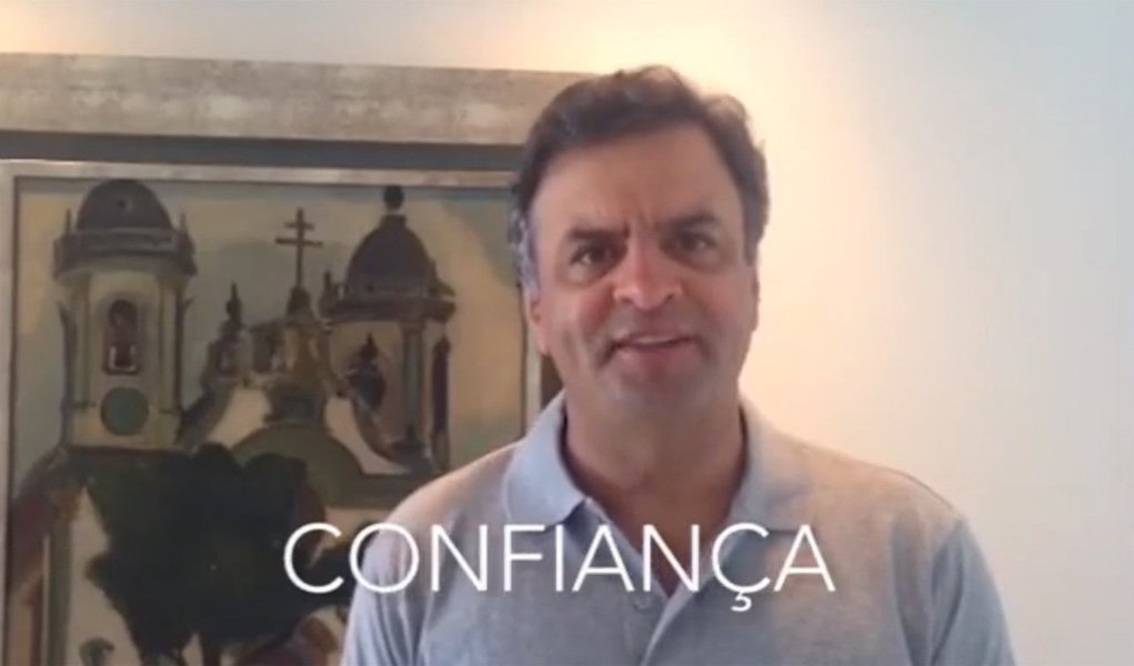 Candidato do PSDB à Presidência da República, senador Aécio Neves pede a confiança do eleitorado em mensagem de final de ano divulgada por meio de vídeo em sua página no Facebook; no filme, cada brasileiro diz seu desejo para este novo ano: justiça, dignidade, ética, educação, entre outros (Foto: Gisele Federicce) Candidato do PSDB à Presidência da República, senador Aécio Neves pede a confiança do eleitorado em mensagem de final de ano divulgada por meio de vídeo em sua página no Facebook; no filme, cada brasileiro diz seu desejo para este novo ano: justiça, dignidade, ética, educação, entre outros