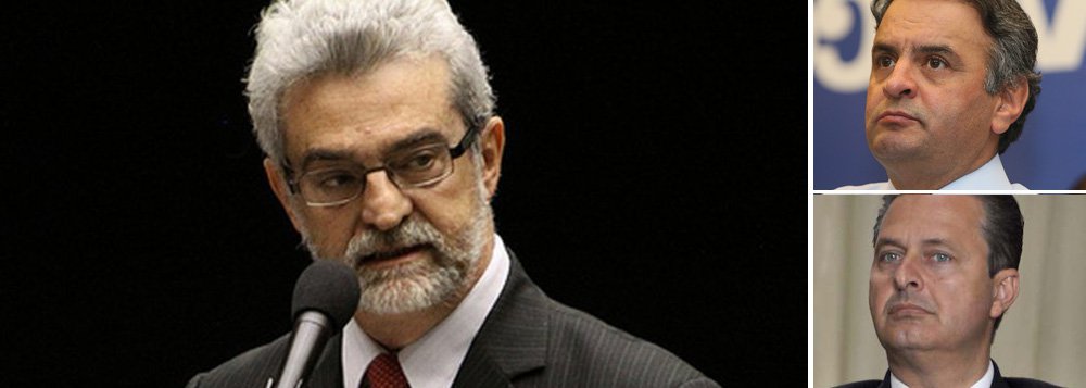O deputado federal Pedro Eugênio (PT) afirmou que as declarações do senador e presidenciável pelo PSDB, Aécio Neves, deixaram clara a “incoerência” do ex-governador de Pernambuco e pré-candidato à Presidência da República pelo PSB, Eduardo Campos, ao tentar se firmar como oposição ao PT; “Quando Aécio diz que o PSDB não participou do governo do PT, o senador, além de mostrar que eles não têm o compromisso social que nós temos, expõe o candidato do PSB que sempre convergiu com o PT e na última hora deixa de estar conosco para se apresentar como uma alternativa", disse o parlamentar referindo-se a entrevista de Aécio ao programa Roda Viva, na noite desta terça-feira (3) (Foto: Paulo Emílio) O deputado federal Pedro Eugênio (PT) afirmou que as declarações do senador e presidenciável pelo PSDB, Aécio Neves, deixaram clara a “incoerência” do ex-governador de Pernambuco e pré-candidato à Presidência da República pelo PSB, Eduardo Campos, ao tentar se firmar como oposição ao PT; “Quando Aécio diz que o PSDB não participou do governo do PT, o senador, além de mostrar que eles não têm o compromisso social que nós temos, expõe o candidato do PSB que sempre convergiu com o PT e na última hora deixa de estar conosco para se apresentar como uma alternativa", disse o parlamentar referindo-se a entrevista de Aécio ao programa Roda Viva, na noite desta terça-feira (3)