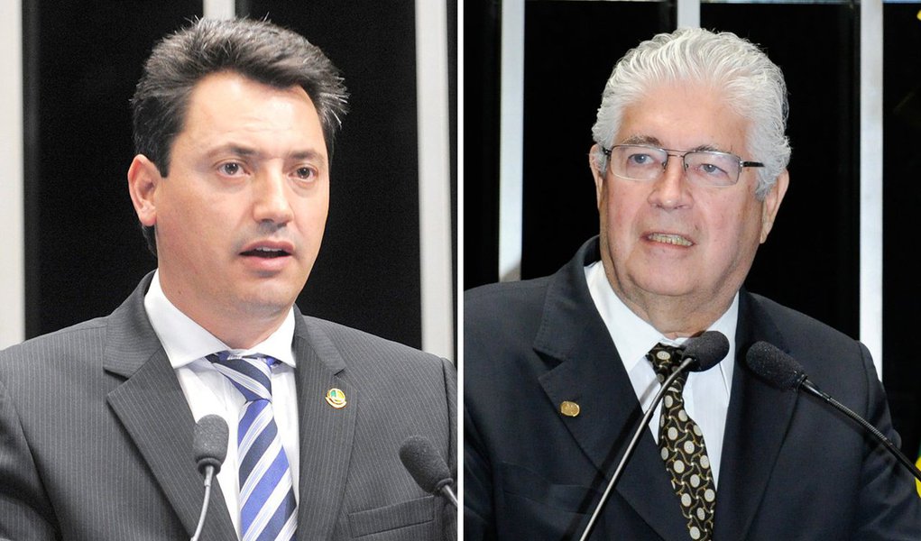 O ex-senador Sérgio de Souza confessou que pode formar uma chapa puro-sangue com o senador Roberto Requião (PMDB), desde que o gesto venha do parlamentar; "Prefiro disputar o Senado, mas podemos abrir conversas nesse sentido", afirmou Souza, que articula candidatura à Câmara; por sua vez, Requião se mostra disposta a restabelecer a unidade partidária "desde que não descambe para a negociata e que os interesses dos paranaenses estejam acima disto tudo" (Foto: Leonardo Lucena) O ex-senador Sérgio de Souza confessou que pode formar uma chapa puro-sangue com o senador Roberto Requião (PMDB), desde que o gesto venha do parlamentar; "Prefiro disputar o Senado, mas podemos abrir conversas nesse sentido", afirmou Souza, que articula candidatura à Câmara; por sua vez, Requião se mostra disposta a restabelecer a unidade partidária "desde que não descambe para a negociata e que os interesses dos paranaenses estejam acima disto tudo"