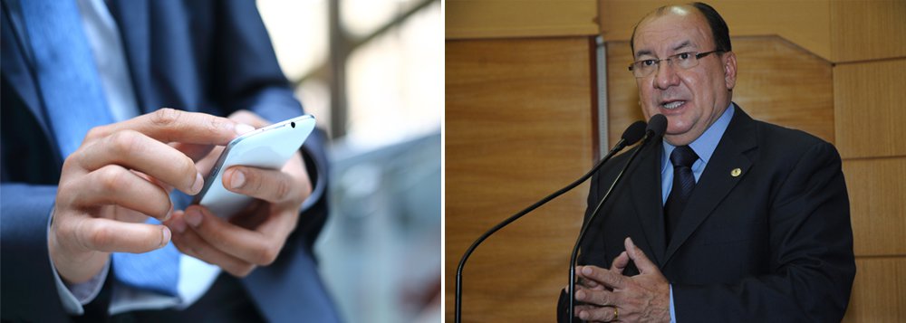Venda será proibida até que a prestação dos serviços de telefonia celular esteja regularizada no Estado; também será instalado o Procon Legislativo, na Assembleia Legislativa, setor que estará diretamente ligado à Comissão de Direitos do Consumidor; As operadoras de telefonia não possuem um plano de investimentos. E quando você vai reclamar não tem uma loja em Sergipe para te atender. Tudo é por telefone! Se você vai cancelar algum serviço, demora mais de uma hora para resolver. E isso com um faturamento absurdo. É evidente que todo setor privado tem que visar lucro, mas o serviço tem que ser prestado com qualidade”, disse o deputado estadual Augusto Bezerra (DEM) (Foto: Valter Lima) Venda será proibida até que a prestação dos serviços de telefonia celular esteja regularizada no Estado; também será instalado o Procon Legislativo, na Assembleia Legislativa, setor que estará diretamente ligado à Comissão de Direitos do Consumidor; As operadoras de telefonia não possuem um plano de investimentos. E quando você vai reclamar não tem uma loja em Sergipe para te atender. Tudo é por telefone! Se você vai cancelar algum serviço, demora mais de uma hora para resolver. E isso com um faturamento absurdo. É evidente que todo setor privado tem que visar lucro, mas o serviço tem que ser prestado com qualidade”, disse o deputado estadual Augusto Bezerra (DEM)