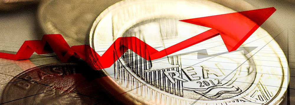 A nova estimativa de investidores e analistas do mercado financeiro passou de 5,70% para 5,72%; para 2014, foi de 5,95% para 5,97%; a estimativa do PIB foi mantida em 2,3%, assim como o câmbio em R$ 2,17 para cada US$ 1 (Foto: Roberta Namour) A nova estimativa de investidores e analistas do mercado financeiro passou de 5,70% para 5,72%; para 2014, foi de 5,95% para 5,97%; a estimativa do PIB foi mantida em 2,3%, assim como o câmbio em R$ 2,17 para cada US$ 1