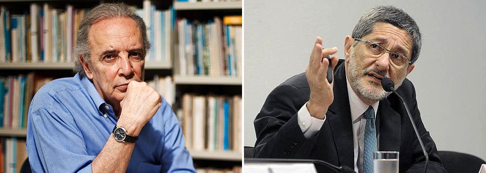 Colunista ironiza entrevista do ex-presidente da Petrobras Sérgio Gabrielli, na qual diz que documento usado para embasar compra de Pasadena é 'omisso', mas 'não falho': “a omissão no documento não é uma falha? Espera-se que ele revele a nova verdade sobre o idioma” (Foto: Roberta Namour) Colunista ironiza entrevista do ex-presidente da Petrobras Sérgio Gabrielli, na qual diz que documento usado para embasar compra de Pasadena é 'omisso', mas 'não falho': “a omissão no documento não é uma falha? Espera-se que ele revele a nova verdade sobre o idioma”