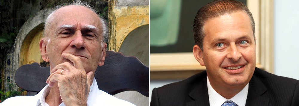 Escritor Ariano Suassuna, historicamente ligado ao PT e ao ex-presidente Lula, reafirma seu apoio ao governador pernambucano Eduardo Campos. "Considero Eduardo Campos o político mais brilhante que já conheci. Ele é de uma capacidade de articulação que você não pode imaginar, é paciente, é obstinado", afirma (Foto: Leonardo Attuch) Escritor Ariano Suassuna, historicamente ligado ao PT e ao ex-presidente Lula, reafirma seu apoio ao governador pernambucano Eduardo Campos. "Considero Eduardo Campos o político mais brilhante que já conheci. Ele é de uma capacidade de articulação que você não pode imaginar, é paciente, é obstinado", afirma