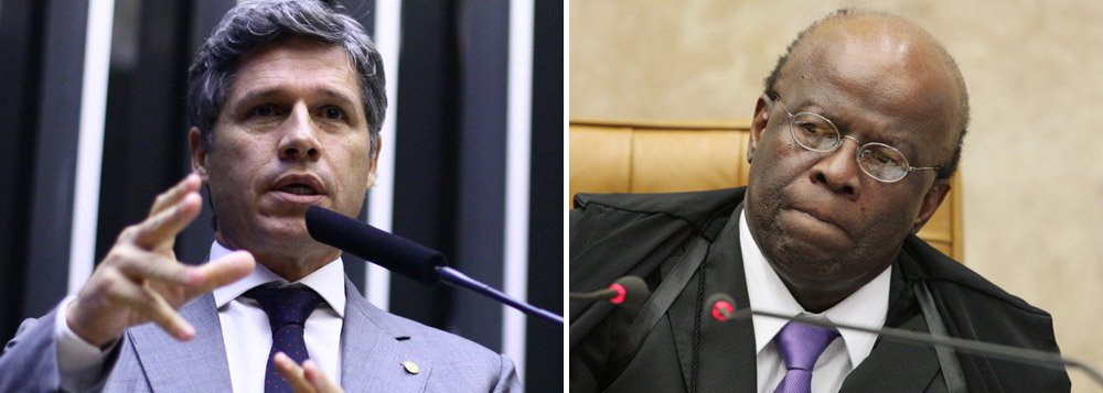 Deputado federal Paulo Teixeira (PT) questionou, em discurso na Câmara, o resultado do julgamento da Ação Penal 470, que condenou petistas como o ex-ministro José Dirceu e os deputados José Genoino e João Paulo Cunha; "Surpreende os operadores do direito como o STF abdicou do seu papel de Corte contra-majoritária no julgamento da Ação Penal 470. As câmeras de televisão inebriaram muitos daqueles que deveriam atuar com discrição e defender a Constituição", disse; ele cobra a autorização do STF para que José Dirceu possa exercer trabalho externo (Foto: Valter Lima) Deputado federal Paulo Teixeira (PT) questionou, em discurso na Câmara, o resultado do julgamento da Ação Penal 470, que condenou petistas como o ex-ministro José Dirceu e os deputados José Genoino e João Paulo Cunha; "Surpreende os operadores do direito como o STF abdicou do seu papel de Corte contra-majoritária no julgamento da Ação Penal 470. As câmeras de televisão inebriaram muitos daqueles que deveriam atuar com discrição e defender a Constituição", disse; ele cobra a autorização do STF para que José Dirceu possa exercer trabalho externo