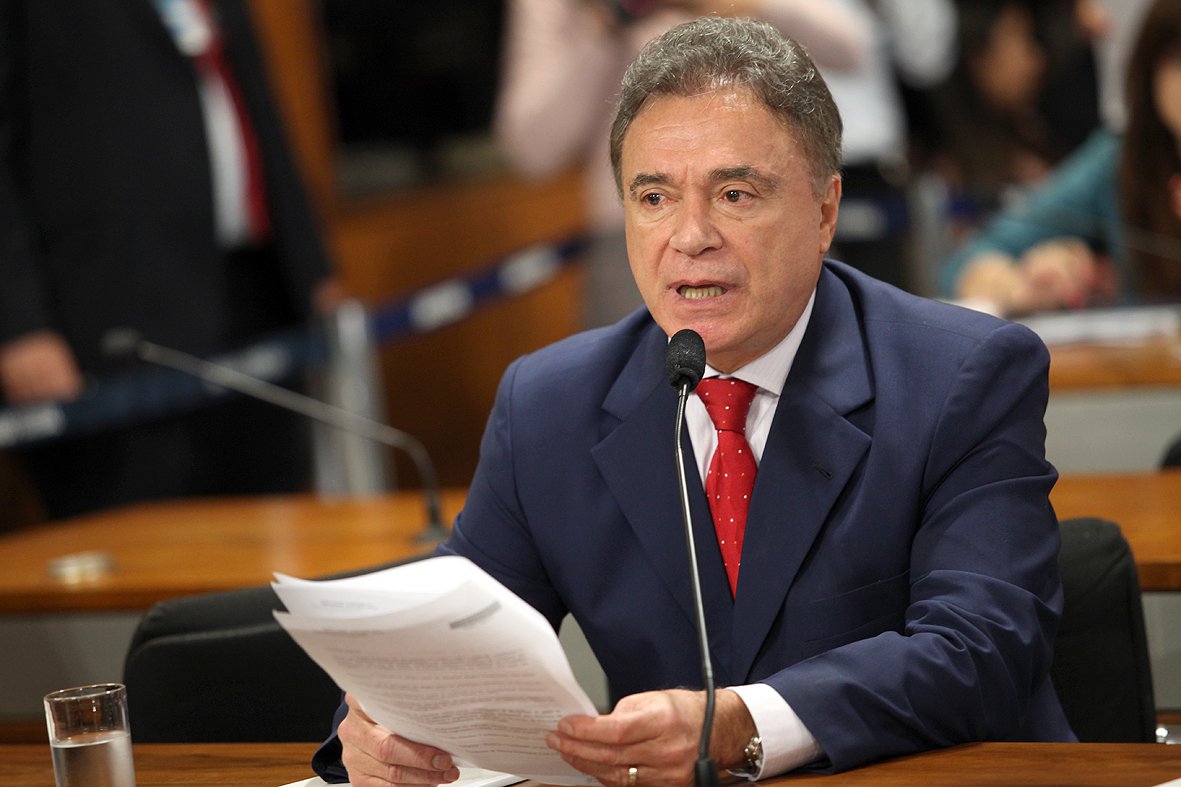 Convite já teria sido feito pelo ex-governador de São Paulo e os dois cogitam deixar o PSDB; os dois falam em prévias não porque acreditem em sua realização, mas apenas para enfraquecer o candidato tucano, Aécio Neves (Foto: Leonardo Attuch) Convite já teria sido feito pelo ex-governador de São Paulo e os dois cogitam deixar o PSDB; os dois falam em prévias não porque acreditem em sua realização, mas apenas para enfraquecer o candidato tucano, Aécio Neves