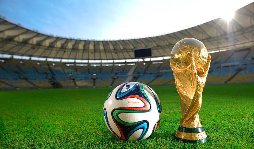 Palácio do Planalto já recebeu a confirmação de 21 mandatários e chefes de Estado que virão à Copa do Mundo nas próximas semanas; além da chanceler da Alemanha, Angela Merkel, que já havia confirmado presença para a partida entre o seu país e Portugal em Salvador, no próximo dia 16, também deverão vir ao Brasil Vladimir Putin, presidente da Rússia, e Ban Ki-Moon, secretário-geral da ONU; maioria das autoridades virá ao Brasil para assistir ao jogo de abertura do Mundial, na próxima quinta-feira (12), no Itaquerão, em São Paulo (Foto: Valter Lima) Palácio do Planalto já recebeu a confirmação de 21 mandatários e chefes de Estado que virão à Copa do Mundo nas próximas semanas; além da chanceler da Alemanha, Angela Merkel, que já havia confirmado presença para a partida entre o seu país e Portugal em Salvador, no próximo dia 16, também deverão vir ao Brasil Vladimir Putin, presidente da Rússia, e Ban Ki-Moon, secretário-geral da ONU; maioria das autoridades virá ao Brasil para assistir ao jogo de abertura do Mundial, na próxima quinta-feira (12), no Itaquerão, em São Paulo