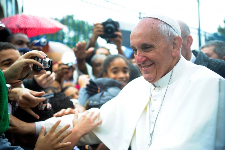 O Papa Francisco anunciou neste domingo que visitará os locais da Terra Santa na Jordânia, Israel e os Territórios Palestinos, em maio, sua primeira viagem à região como pontífice (Foto: Leonardo Attuch) O Papa Francisco anunciou neste domingo que visitará os locais da Terra Santa na Jordânia, Israel e os Territórios Palestinos, em maio, sua primeira viagem à região como pontífice