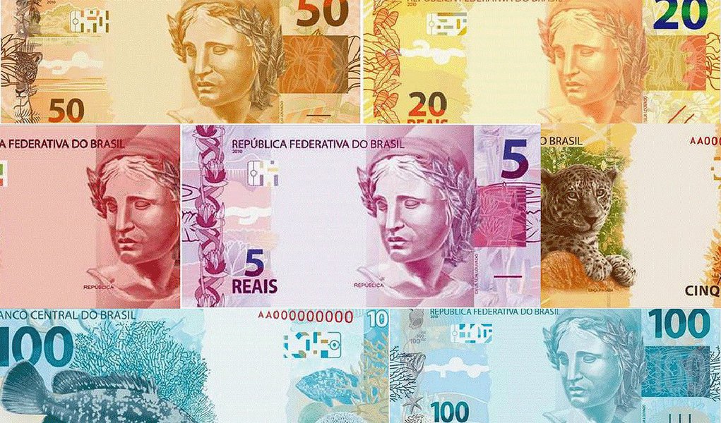 Dieese afirma que valor de R$ 724 do salário mínimo, válido a partir de janeiro, injetará R$ 28,4 bilhões na economia e garantirá retomada do rendimento que trabalhador tinha em 1983, com ganho de 72,35% em uma década (Foto: Roberta Namour) Dieese afirma que valor de R$ 724 do salário mínimo, válido a partir de janeiro, injetará R$ 28,4 bilhões na economia e garantirá retomada do rendimento que trabalhador tinha em 1983, com ganho de 72,35% em uma década