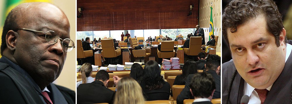 Novo regimento interno decide transferir para as turmas da Corte, compostas por cinco ministros, processos envolvendo parlamentares; com isso, sessões deixarão de ser transmitidas pela TV Justiça; para o advogado criminalista Luiz Fernando Pacheco, que representa o ex-deputado José Genoino, no processo da AP 470, medida é “salutar” já que a “transmissão das sessões desse tipo de julgamento pulula as paixões políticas e contamina a higidez dos julgamentos”; no caso do chamado “mensalão”, presidente do STF, Joaquim Barbosa, ganhou projeção de popstar com seus ataques de fúria contra colegas (Foto: Roberta Namour) Novo regimento interno decide transferir para as turmas da Corte, compostas por cinco ministros, processos envolvendo parlamentares; com isso, sessões deixarão de ser transmitidas pela TV Justiça; para o advogado criminalista Luiz Fernando Pacheco, que representa o ex-deputado José Genoino, no processo da AP 470, medida é “salutar” já que a “transmissão das sessões desse tipo de julgamento pulula as paixões políticas e contamina a higidez dos julgamentos”; no caso do chamado “mensalão”, presidente do STF, Joaquim Barbosa, ganhou projeção de popstar com seus ataques de fúria contra colegas