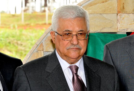 O presidente palestino, Mahmoud Abbas, sinalizou no sábado que continua comprometido com as problemáticas conversações de paz apoiadas pelos Estados Unidos, dizendo que qualquer governo de unidade nacional palestino, junto com o grupo militante Hamas, vai reconhecer Israel (Foto: Leonardo Attuch) O presidente palestino, Mahmoud Abbas, sinalizou no sábado que continua comprometido com as problemáticas conversações de paz apoiadas pelos Estados Unidos, dizendo que qualquer governo de unidade nacional palestino, junto com o grupo militante Hamas, vai reconhecer Israel
