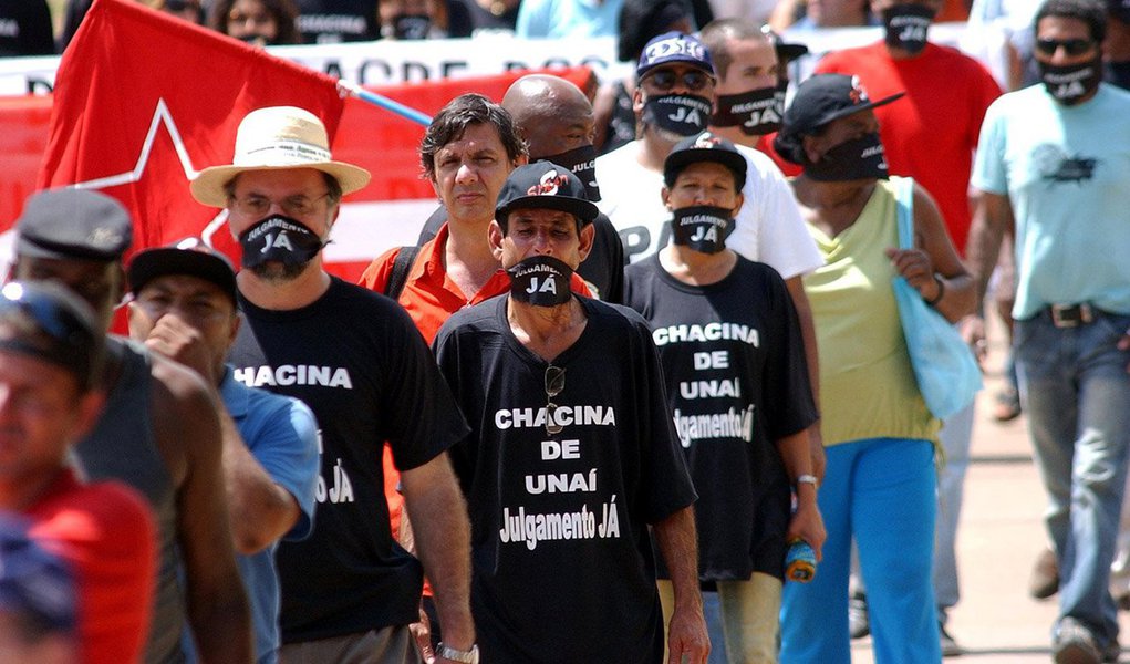 Rogério Allan Rocha Rios, Erinaldo de Vasconcelos Silva e William Gomes de Miranda são acusados de executores do homicídio de três auditores fiscais do Trabalho e de um motorista do Ministério do Trabalho; julgamento começa às 9 horas desta terça-feira 27, em Belo Horizonte; outros quatro réus devem começar a ser julgados no dia 17 de setembro (Foto: Gisele Federicce) Rogério Allan Rocha Rios, Erinaldo de Vasconcelos Silva e William Gomes de Miranda são acusados de executores do homicídio de três auditores fiscais do Trabalho e de um motorista do Ministério do Trabalho; julgamento começa às 9 horas desta terça-feira 27, em Belo Horizonte; outros quatro réus devem começar a ser julgados no dia 17 de setembro