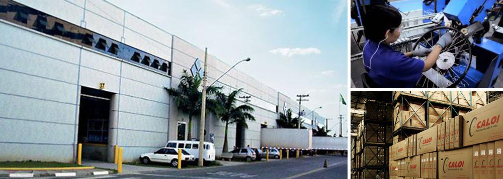 Empresa Dorel Industries anunciou acordo para comprar 70% da tradicional companhia brasileira de bicicletas, numa transação que irá transformar a fábrica do País em um de seus centros de produção no mundo; fundada em 1898, a Caloi emprega 900 funcionários e tem em Manaus a maior fábrica de bicicletas do mundo fora do sudeste da Ásia (Foto: Gisele Federicce) Empresa Dorel Industries anunciou acordo para comprar 70% da tradicional companhia brasileira de bicicletas, numa transação que irá transformar a fábrica do País em um de seus centros de produção no mundo; fundada em 1898, a Caloi emprega 900 funcionários e tem em Manaus a maior fábrica de bicicletas do mundo fora do sudeste da Ásia