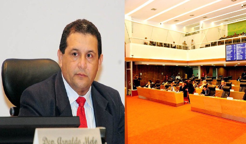 Das doze comissões, apenas uma teve sua composição definida, a de Constituição e Justiça, que está sob o comando do deputado Jota Pinto (PEN); o deputado peemedebista Arnaldo Melo, presidente do Legislativo estadual, diz que essa pendência não está atrapalhando o rito legislativo, já que as convocações estão sendo feitas no próprio Plenário (Foto: Itevaldo Junior) Das doze comissões, apenas uma teve sua composição definida, a de Constituição e Justiça, que está sob o comando do deputado Jota Pinto (PEN); o deputado peemedebista Arnaldo Melo, presidente do Legislativo estadual, diz que essa pendência não está atrapalhando o rito legislativo, já que as convocações estão sendo feitas no próprio Plenário