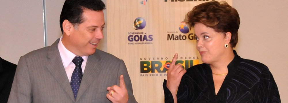 Líder do PTB na Câmara, Jovair Arantes quer reunir seu partido, PP, PR e PV para reeditar a estratégia de 2010, quando apoiou o PSDB em Goiás e o PT no plano nacional; método que burla a verticalização das campanhas é comum no País; em Minas, houve os movimentos "Lulécio" (Lula e Aécio) em 2006 e o "Dilmasia" (Dilma e Anastasia) em 2010, com ampla aceitação do eleitor; em 2002, prosperou em Goiás o Movimento Luma (PCdoB e PSB), que pedia votos para Lula e Marconi, situação absolutamente impensável nos dias atuais (Foto: Realle Palazzo-Martini) Líder do PTB na Câmara, Jovair Arantes quer reunir seu partido, PP, PR e PV para reeditar a estratégia de 2010, quando apoiou o PSDB em Goiás e o PT no plano nacional; método que burla a verticalização das campanhas é comum no País; em Minas, houve os movimentos "Lulécio" (Lula e Aécio) em 2006 e o "Dilmasia" (Dilma e Anastasia) em 2010, com ampla aceitação do eleitor; em 2002, prosperou em Goiás o Movimento Luma (PCdoB e PSB), que pedia votos para Lula e Marconi, situação absolutamente impensável nos dias atuais