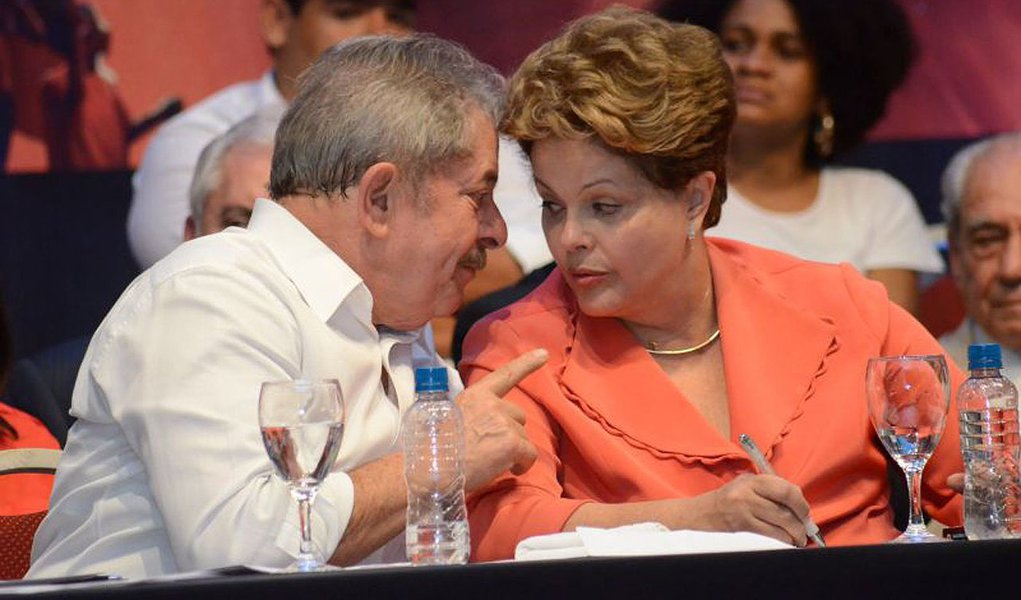 Atual chefe de gabinete da Presidência, Giles Azevedo deve deixar em breve o governo para integrar o time pela reeleição da presidente; ex-presidente e Dilma baterão também o martelo sobre o primeiro comitê da petista que ficará em Brasília (Foto: Roberta Namour) Atual chefe de gabinete da Presidência, Giles Azevedo deve deixar em breve o governo para integrar o time pela reeleição da presidente; ex-presidente e Dilma baterão também o martelo sobre o primeiro comitê da petista que ficará em Brasília