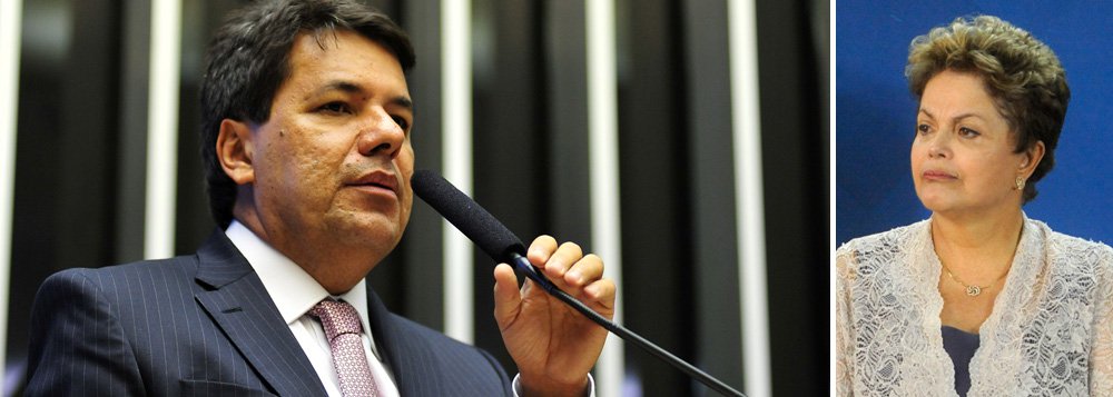 Deputado Mendonça Filho (PE) fez a classificação ao comentar o resultado do PIB no primeiro trimestre de 2014, um crescimento de 0,2% em relação ao quarto trimestre do ano passado; na comparação com o mesmo período do ano passado, o crescimento foi de 1,9%; "Está aí mais um prenúncio de que 2014 será outro ano perdido para a economia brasileira, o que consolida a presidente como a rainha do 'Pibinho' e da estagnação", disparou (Foto: Paulo Emílio) Deputado Mendonça Filho (PE) fez a classificação ao comentar o resultado do PIB no primeiro trimestre de 2014, um crescimento de 0,2% em relação ao quarto trimestre do ano passado; na comparação com o mesmo período do ano passado, o crescimento foi de 1,9%; "Está aí mais um prenúncio de que 2014 será outro ano perdido para a economia brasileira, o que consolida a presidente como a rainha do 'Pibinho' e da estagnação", disparou