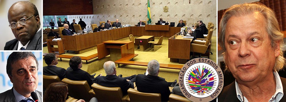 Advogados do ex-ministro José Dirceu pedem que o Estado brasileiro seja investigado por desrespeito aos direitos humanos no processo do chamado "mensalão"; "Não restou outra alternativa, a não ser bater às portas dessa comissão", afirmam os advogados José Luis Oliveira Lima e Rodrigo Dall'Acqua; condenado a regime semiaberto, ele vem sendo mantido em regime fechado pelo presidente do STF, Joaquim Barbosa; recurso representa constrangimento para o ministro José Eduardo Cardozo, da Justiça; Brasil voltou no tempo? (Foto: Roberta Namour) Advogados do ex-ministro José Dirceu pedem que o Estado brasileiro seja investigado por desrespeito aos direitos humanos no processo do chamado "mensalão"; "Não restou outra alternativa, a não ser bater às portas dessa comissão", afirmam os advogados José Luis Oliveira Lima e Rodrigo Dall'Acqua; condenado a regime semiaberto, ele vem sendo mantido em regime fechado pelo presidente do STF, Joaquim Barbosa; recurso representa constrangimento para o ministro José Eduardo Cardozo, da Justiça; Brasil voltou no tempo?
