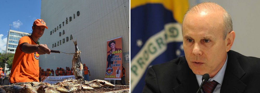 Churrasco de sardinha e abacaxi organizado pela Força Sindical acontece no mesmo momento de reunião no Ministério da Fazenda com empresários de grandes grupos que atuam no país, como Jorge Gerdau e Murilo Ferreira, da Vale; "Enquanto o governo está recebendo os maiores empresários do Brasil lá em cima para comer caviar, nós vamos comer nossa sardinha, aqui embaixo", disse Carlos Lacerda da Federação de Metalúrgicos (Foto: Gisele Federicce) Churrasco de sardinha e abacaxi organizado pela Força Sindical acontece no mesmo momento de reunião no Ministério da Fazenda com empresários de grandes grupos que atuam no país, como Jorge Gerdau e Murilo Ferreira, da Vale; "Enquanto o governo está recebendo os maiores empresários do Brasil lá em cima para comer caviar, nós vamos comer nossa sardinha, aqui embaixo", disse Carlos Lacerda da Federação de Metalúrgicos