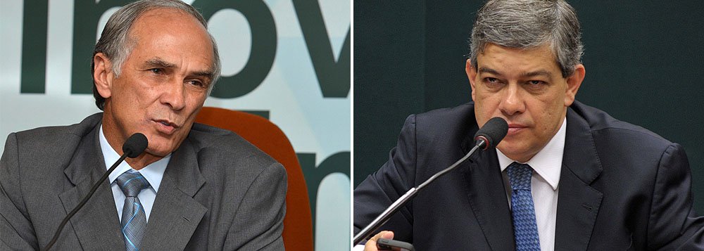Antonio Andrade, da Agricultura, pediu para antecipar sua saída para agir no Estado; o presidente peemedebista Saraiva Felipe negocia com o tucano Marcus Pestana; Clésio Andrade (PMDB-MG) já foi até convidado para disputar o Senado na chapa de Pimenta da Veiga (PSDB) (Foto: Roberta Namour) Antonio Andrade, da Agricultura, pediu para antecipar sua saída para agir no Estado; o presidente peemedebista Saraiva Felipe negocia com o tucano Marcus Pestana; Clésio Andrade (PMDB-MG) já foi até convidado para disputar o Senado na chapa de Pimenta da Veiga (PSDB)