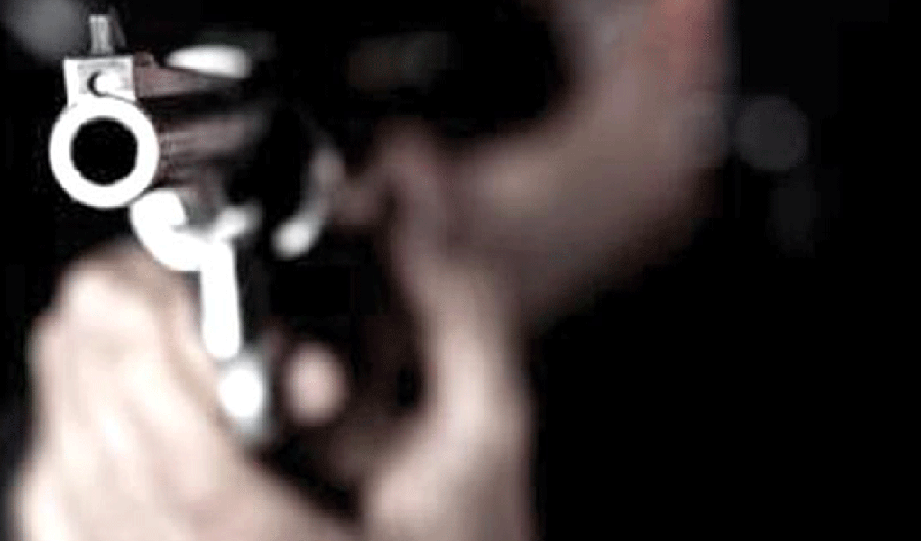 A Bahia se destaca como o primeiro estado brasileiro em número de entrega voluntária de armas por cada grupo de 100 mil habitantes na Campanha Nacional do Desarmamento; segundo a Secretaria Nacional de Segurança Pública (Senasp), já foram entregues 24,93 armas para cada 100 mil pessoas, ou 3.495 armas no total, do começo de janeiro até o último dia 18 de agosto (Foto: Romulo Faro) A Bahia se destaca como o primeiro estado brasileiro em número de entrega voluntária de armas por cada grupo de 100 mil habitantes na Campanha Nacional do Desarmamento; segundo a Secretaria Nacional de Segurança Pública (Senasp), já foram entregues 24,93 armas para cada 100 mil pessoas, ou 3.495 armas no total, do começo de janeiro até o último dia 18 de agosto