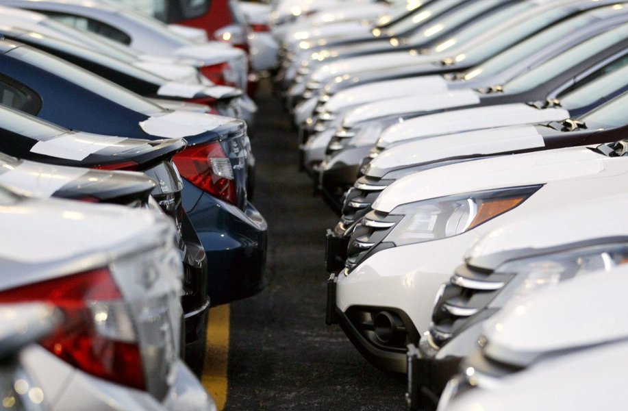 No total, foram vendidos pouco mais de 440 mil veículos em maio, com acumulado de 2,016 milhões em 2014, aponta levantamento da Fenabrave; em relação ao mesmo período do ano passado, no entanto, foi observado recuo de 5,74% na comercialização (Foto: Gisele Federicce) No total, foram vendidos pouco mais de 440 mil veículos em maio, com acumulado de 2,016 milhões em 2014, aponta levantamento da Fenabrave; em relação ao mesmo período do ano passado, no entanto, foi observado recuo de 5,74% na comercialização