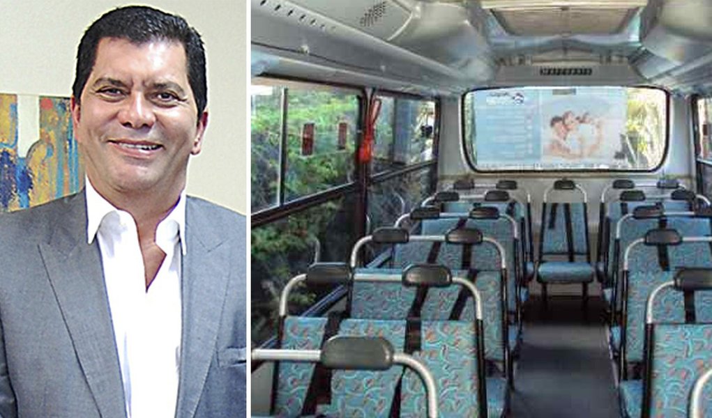Segundo o prefeito de Palmas, Carlos Amastha, todos os novos ônibus do transporte público da Capital terão ar condicionado; “A gente começa a dar uma resposta ao maior problema que a cidade tem, que é a mobilidade urbana. A renovação da frota é uma imposição da lei e uma imposição que a prefeitura fez dentro do que está estabelecido no controle que ela exerce na concessão”, afirmou; os novos ônibus deverão ser utilizados nas linhas de maior fluxo de passageiros da Capital, como o Eixão (Foto: Aquiles Lins) Segundo o prefeito de Palmas, Carlos Amastha, todos os novos ônibus do transporte público da Capital terão ar condicionado; “A gente começa a dar uma resposta ao maior problema que a cidade tem, que é a mobilidade urbana. A renovação da frota é uma imposição da lei e uma imposição que a prefeitura fez dentro do que está estabelecido no controle que ela exerce na concessão”, afirmou; os novos ônibus deverão ser utilizados nas linhas de maior fluxo de passageiros da Capital, como o Eixão