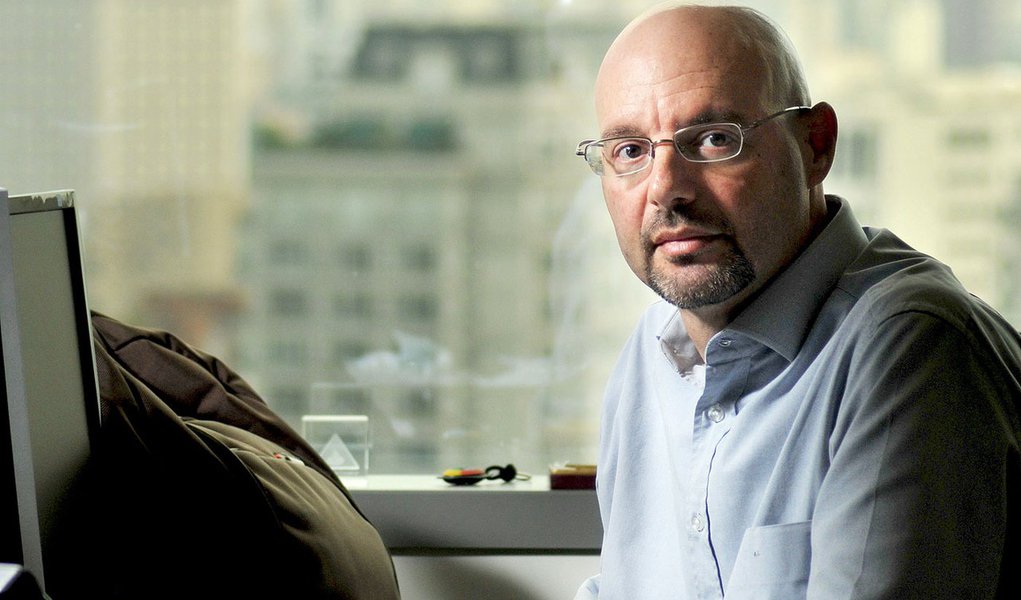Crítico ácido da política econômica, o ex-diretor do Banco Central Alexandre Schwartsman afirma que nada de importante será feito neste ano, em razão do calendário eleitoral (Foto: Leonardo Attuch) Crítico ácido da política econômica, o ex-diretor do Banco Central Alexandre Schwartsman afirma que nada de importante será feito neste ano, em razão do calendário eleitoral