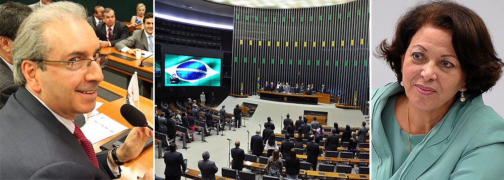 Líder do PMDB, deputado Eduardo Cunha (RJ), se reuniu com a minstra Ideli Salvatti (Relações Institucionais); governo tenta aprovação do projeto pela Câmara nesta semana, mas conversa não foi consensual e depende de novas negociações com os partidos; Cunha disse ainda que sua sigla pretende manter a posição de votar de forma independente as matérias, com ou sem alianças (Foto: Roberta Namour) Líder do PMDB, deputado Eduardo Cunha (RJ), se reuniu com a minstra Ideli Salvatti (Relações Institucionais); governo tenta aprovação do projeto pela Câmara nesta semana, mas conversa não foi consensual e depende de novas negociações com os partidos; Cunha disse ainda que sua sigla pretende manter a posição de votar de forma independente as matérias, com ou sem alianças