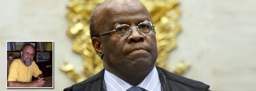 Bispo e professor não perdoa: chama o presidente do Supremo Tribunal Federal de "fracassado", "cara de pau", hipócrita e traidor; segundo ele, o que fica da Ação Penal 470 "é a desfaçatez de um malandro golpista que constrói um falso circo de condenações sem provas para prender inocentes" (Foto: Gisele Federicce) Bispo e professor não perdoa: chama o presidente do Supremo Tribunal Federal de "fracassado", "cara de pau", hipócrita e traidor; segundo ele, o que fica da Ação Penal 470 "é a desfaçatez de um malandro golpista que constrói um falso circo de condenações sem provas para prender inocentes"