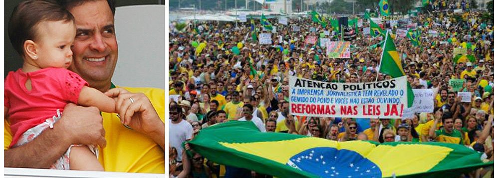Após aproximação com os movimentos ‘Fora, Dilma’, cúpula do PSDB se reúne na semana que vem para decidir se o senador Aécio Neves (MG) participará das manifestações marcadas para o dia 12; líder no Senado, Cássio Cunha Lima (PB), disse ser favorável (Foto: Roberta Namour) Após aproximação com os movimentos ‘Fora, Dilma’, cúpula do PSDB se reúne na semana que vem para decidir se o senador Aécio Neves (MG) participará das manifestações marcadas para o dia 12; líder no Senado, Cássio Cunha Lima (PB), disse ser favorável