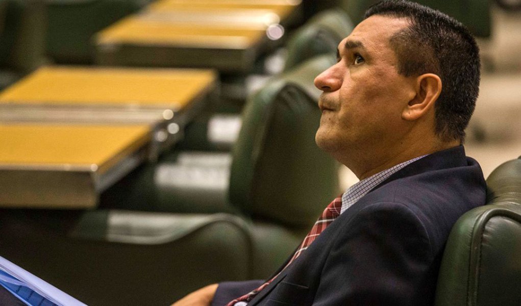 Dirigentes da sigla tentarão convencer o deputado estadual Luiz Moura, que participou de encontro com integrantes do PCC em março, a deixar o partido; caso contrário, prometem abrir processo de expulsão (Foto: Roberta Namour) Dirigentes da sigla tentarão convencer o deputado estadual Luiz Moura, que participou de encontro com integrantes do PCC em março, a deixar o partido; caso contrário, prometem abrir processo de expulsão