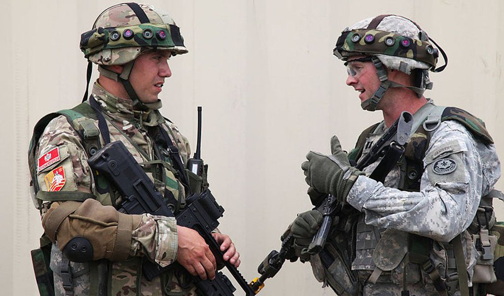 Para fortalecer aliança ocidental, cerca de 600 soldados participarão de exercícios militares na região para reforçar "defesa coletiva" de membros da Otan; "A agressão da Rússia à Ucrânia renovou nossa determinação de fortalecer os planos e as capacidades de defesa da Otan", disse o contra-almirante John Kirby, porta-voz do Departamento de Defesa dos EUA (Foto: Gisele Federicce) Para fortalecer aliança ocidental, cerca de 600 soldados participarão de exercícios militares na região para reforçar "defesa coletiva" de membros da Otan; "A agressão da Rússia à Ucrânia renovou nossa determinação de fortalecer os planos e as capacidades de defesa da Otan", disse o contra-almirante John Kirby, porta-voz do Departamento de Defesa dos EUA
