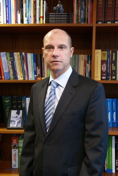 O polêmico Fausto de Sanctis afirma que os embargos infringentes, que podem reduzir as penas de alguns réus do chamado mensalão, constituem privilégio injustificável (Foto: Leonardo Attuch) O polêmico Fausto de Sanctis afirma que os embargos infringentes, que podem reduzir as penas de alguns réus do chamado mensalão, constituem privilégio injustificável