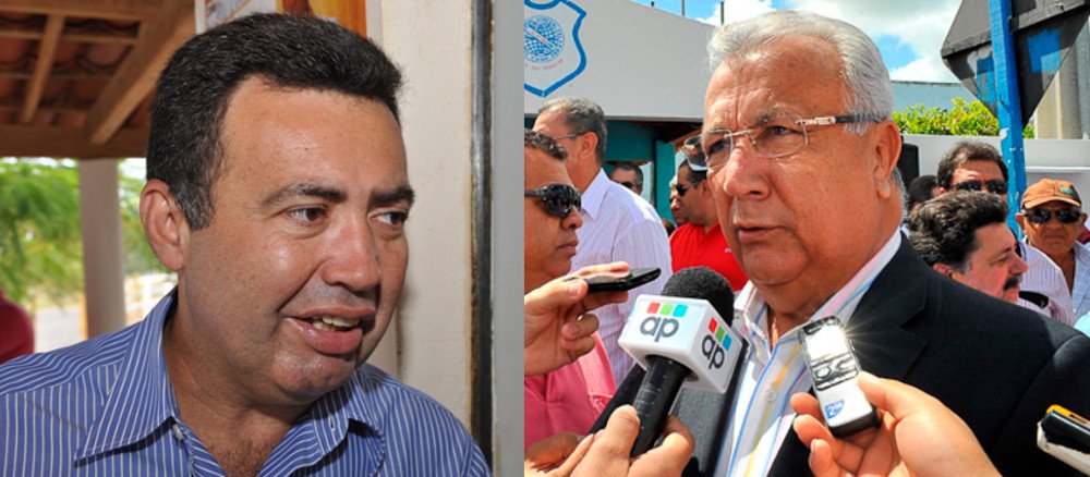 Prefeito de Canindé do São Francisco, Heleno Silva (PRB) diz que "a verdade é que JB vem crescendo muito em todo o Estado"; para ele, a formação da chapa majoritária para 2014 "não pode discriminar qualquer grupo ou partido"; Heleno defende ainda que a ex-primeira dama Eliane Aquino seja candidata ao Senado; "nome ideal para o Senado", frisa (Foto: Valter Lima) Prefeito de Canindé do São Francisco, Heleno Silva (PRB) diz que "a verdade é que JB vem crescendo muito em todo o Estado"; para ele, a formação da chapa majoritária para 2014 "não pode discriminar qualquer grupo ou partido"; Heleno defende ainda que a ex-primeira dama Eliane Aquino seja candidata ao Senado; "nome ideal para o Senado", frisa