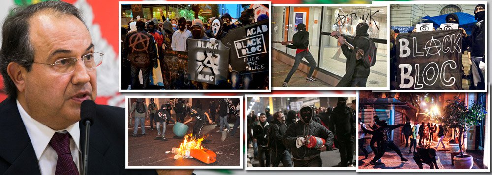Secretário de Segurança Pública do estado, Fernando Grella afirma que os dois manifestantes presos em manifestação contra a Copa do Mundo desta segunda-feira na Avenida Paulista são os primeiros casos de black blocs presos em flagrante por associação criminosa; prisão é a "resposta da lei para esses indivíduos", afirmou Grella nesta terça-feira 24; "Eles estavam incitando as pessoas à prática de crime, organizando os atos de violência, por isso foram autuados em flagrante", acrescentou o secretário; Rafael Marques Lusvarghi e o estudante Fabio Hideki Harano devem ser levados ainda hoje a um CDP (Centro de Detenção Provisória) (Foto: Ana Pupulin) Secretário de Segurança Pública do estado, Fernando Grella afirma que os dois manifestantes presos em manifestação contra a Copa do Mundo desta segunda-feira na Avenida Paulista são os primeiros casos de black blocs presos em flagrante por associação criminosa; prisão é a "resposta da lei para esses indivíduos", afirmou Grella nesta terça-feira 24; "Eles estavam incitando as pessoas à prática de crime, organizando os atos de violência, por isso foram autuados em flagrante", acrescentou o secretário; Rafael Marques Lusvarghi e o estudante Fabio Hideki Harano devem ser levados ainda hoje a um CDP (Centro de Detenção Provisória)
