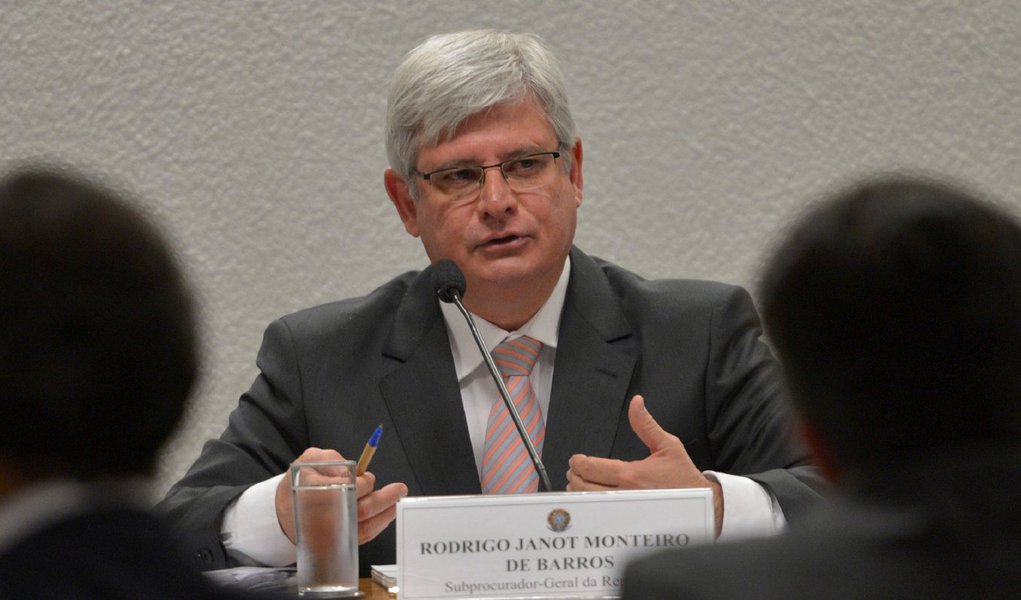 Procurador-geral da República defendeu a modernização dos métodos investigativos para combater o que ele chama de criminalidade sofisticada, informatizada, internacional e relacionada a grupos com "elevado viés econômico e político"; "A chamada elite do crime", definiu (Foto: Paulo Emílio) Procurador-geral da República defendeu a modernização dos métodos investigativos para combater o que ele chama de criminalidade sofisticada, informatizada, internacional e relacionada a grupos com "elevado viés econômico e político"; "A chamada elite do crime", definiu