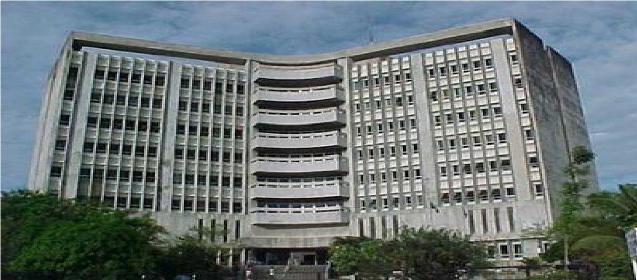 Mais de 10 mil contribuintes serão intimados para se regularizar; em 2013; nos últimos cinco anos, uma média de 22 mil contribuintes caíram na 'malha fina'; a Receita recuperou R$ 30 milhões e este ano deve chegar a R$ 40 milhões; a omissão de rendimentos recebidos de pessoas jurídicas e de atividade rural são as áreas com maiores índices de fraudes (Foto: Itevaldo Junior) Mais de 10 mil contribuintes serão intimados para se regularizar; em 2013; nos últimos cinco anos, uma média de 22 mil contribuintes caíram na 'malha fina'; a Receita recuperou R$ 30 milhões e este ano deve chegar a R$ 40 milhões; a omissão de rendimentos recebidos de pessoas jurídicas e de atividade rural são as áreas com maiores índices de fraudes