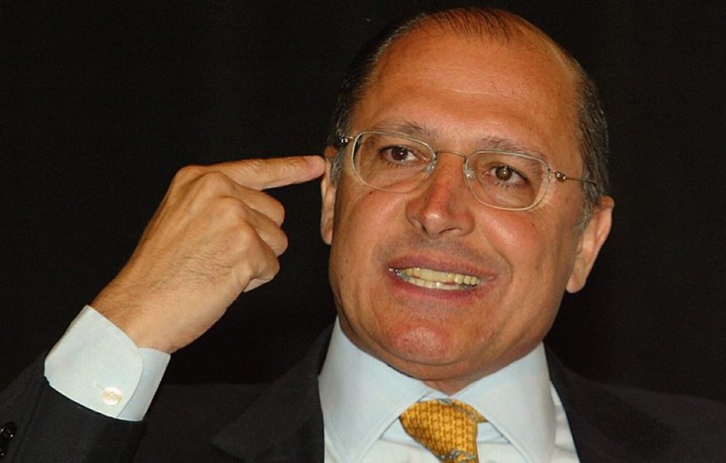 O desembargador Mathias Coltro, relator do processo, suspendeu cinco minutos da propaganda partidária de rádio e TV por considerar que as inserções veiculadas em 12 de abril tiveram "nítido caráter de promoção pessoal" do governador Geraldo Alckmin e "desvirtuaram a finalidade da propaganda partidária gratuita" (Foto: Valter Lima) O desembargador Mathias Coltro, relator do processo, suspendeu cinco minutos da propaganda partidária de rádio e TV por considerar que as inserções veiculadas em 12 de abril tiveram "nítido caráter de promoção pessoal" do governador Geraldo Alckmin e "desvirtuaram a finalidade da propaganda partidária gratuita"
