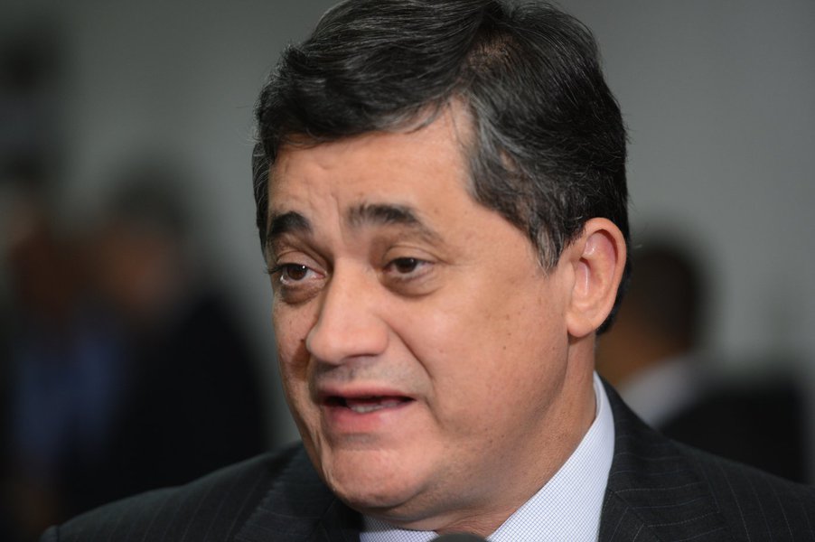 A reunião acontecerá, na sede da entidade, com a presença dos prefeitos e prefeitas cearenses que compõem a diretoria executiva e os conselhos deliberativo e fiscal da Aprece. Gestores de municípios filiados interessados também poderão acompanhar a reunião (Foto: Renata Paiva) A reunião acontecerá, na sede da entidade, com a presença dos prefeitos e prefeitas cearenses que compõem a diretoria executiva e os conselhos deliberativo e fiscal da Aprece. Gestores de municípios filiados interessados também poderão acompanhar a reunião