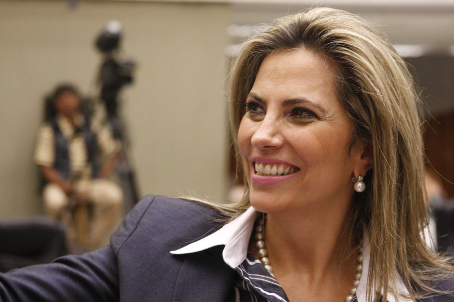 Jornalista Carlos Nascimento, um dos principais colunistas da Gazeta do Povo, maior jornal de Curitiba, afirma que a vice-governadora Cida Borghetti, do Pros, está "pronta para assumir", caso o governador tucano Beto Richa venha a cair em meio a um processo de impeachment; queda de Richa já é discutida com naturalidade nos meios políticos paranaenses, desde a eclosão da Operação Voldemort, do Gaeco, que prendeu seu parente Luiz Abi Antoun, acusado de fazer caixa de campanha para o político tucano (Foto: Leonardo Attuch) www.brasil247.com - Jornalista Carlos Nascimento, um dos principais colunistas da Gazeta do Povo, maior jornal de Curitiba, afirma que a vice-governadora Cida Borghetti, do Pros, está "pronta para assumir", caso o governador tucano Beto Richa venha a cair em meio a um processo de impeachment; queda de Richa já é discutida com naturalidade nos meios políticos paranaenses, desde a eclosão da Operação Voldemort, do Gaeco, que prendeu seu parente Luiz Abi Antoun, acusado de fazer caixa de campanha para o político tucano
