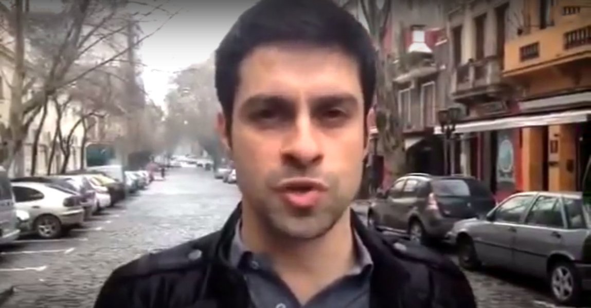 "A melhor emissora pública do Brasil, minha, sua, nossa, de todos os brasileiros, ela está acabando e precisa de ajuda", diz o ator Luciano Amaral, em um vídeo que faz parte da campanha "Eu quero a Cultura viva"; petição contra demissões e cortes na TV Cultura foi lançada nesta segunda-feira 10 e busca reunir 50 mil assinaturas; governo de São Paulo reduziu em 20% o orçamento da Fundação Padre Anchieta (Foto: Gisele Federicce) "A melhor emissora pública do Brasil, minha, sua, nossa, de todos os brasileiros, ela está acabando e precisa de ajuda", diz o ator Luciano Amaral, em um vídeo que faz parte da campanha "Eu quero a Cultura viva"; petição contra demissões e cortes na TV Cultura foi lançada nesta segunda-feira 10 e busca reunir 50 mil assinaturas; governo de São Paulo reduziu em 20% o orçamento da Fundação Padre Anchieta
